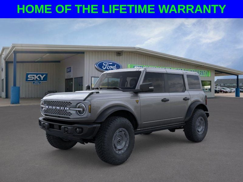 2025 Ford Bronco Badlands in Gray Metallic — front three-quarter view