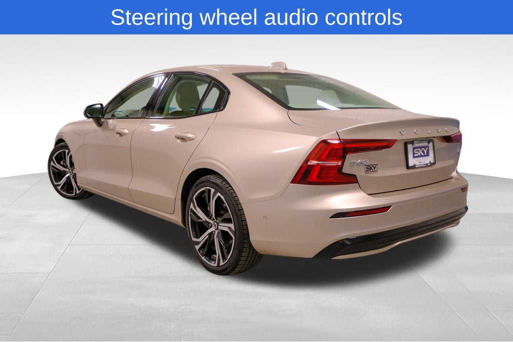 2024 Volvo S60 — detail view