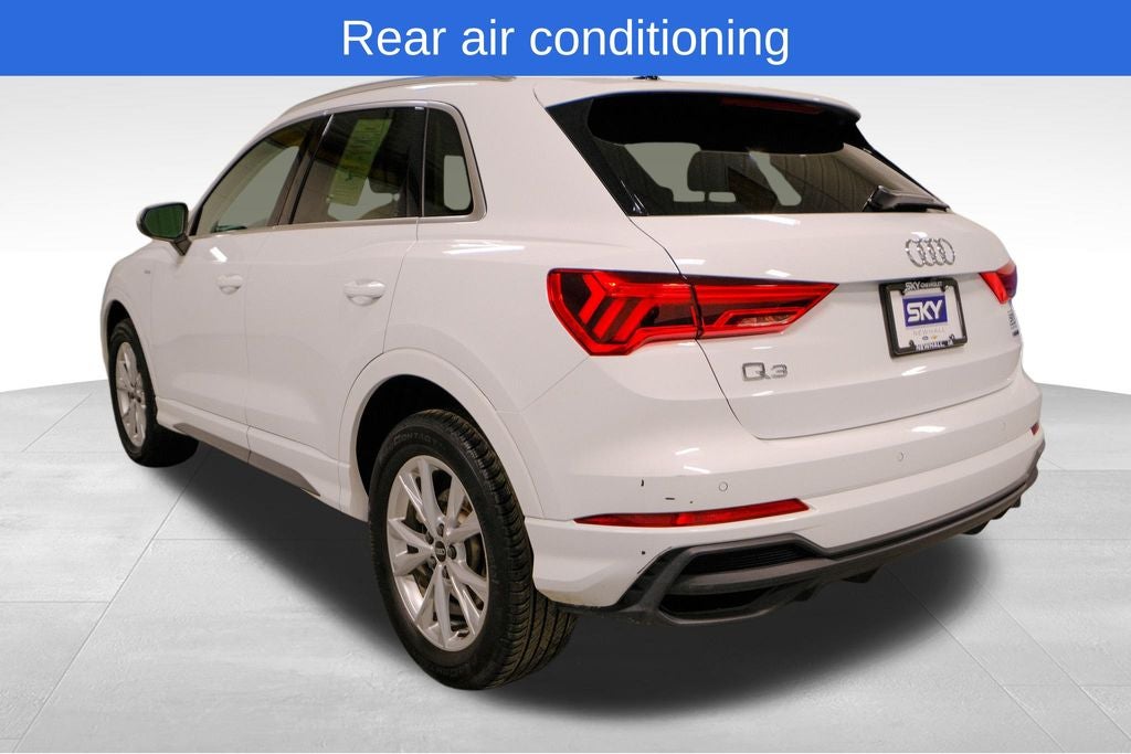 2025 Audi Q3 — detail view